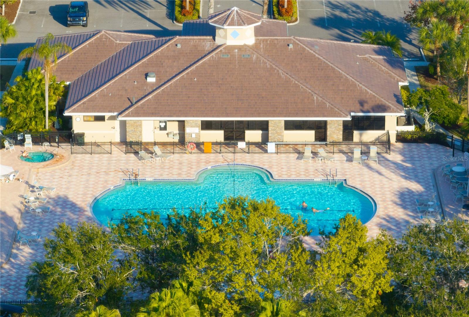 915 Fairwaycove Ln #204 Property Photo 50