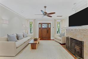 324 Julia Pl Property Photo 25