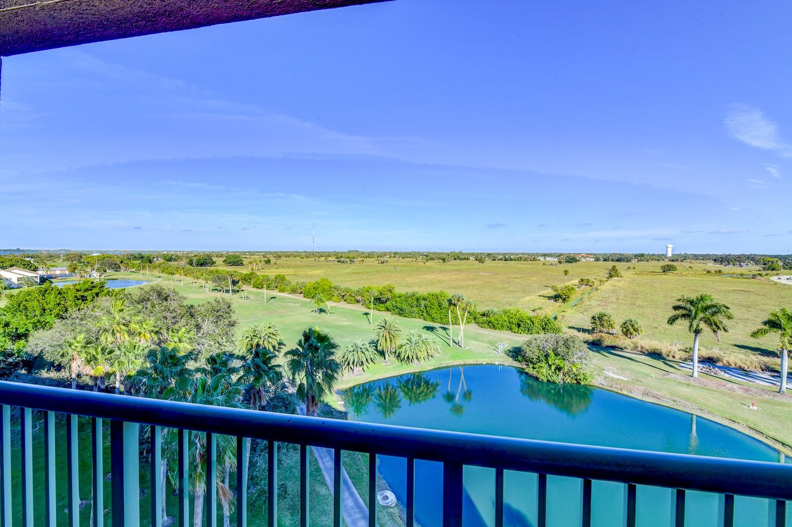 2320 Terra Ceia Bay Blvd #811 Property Photo 1