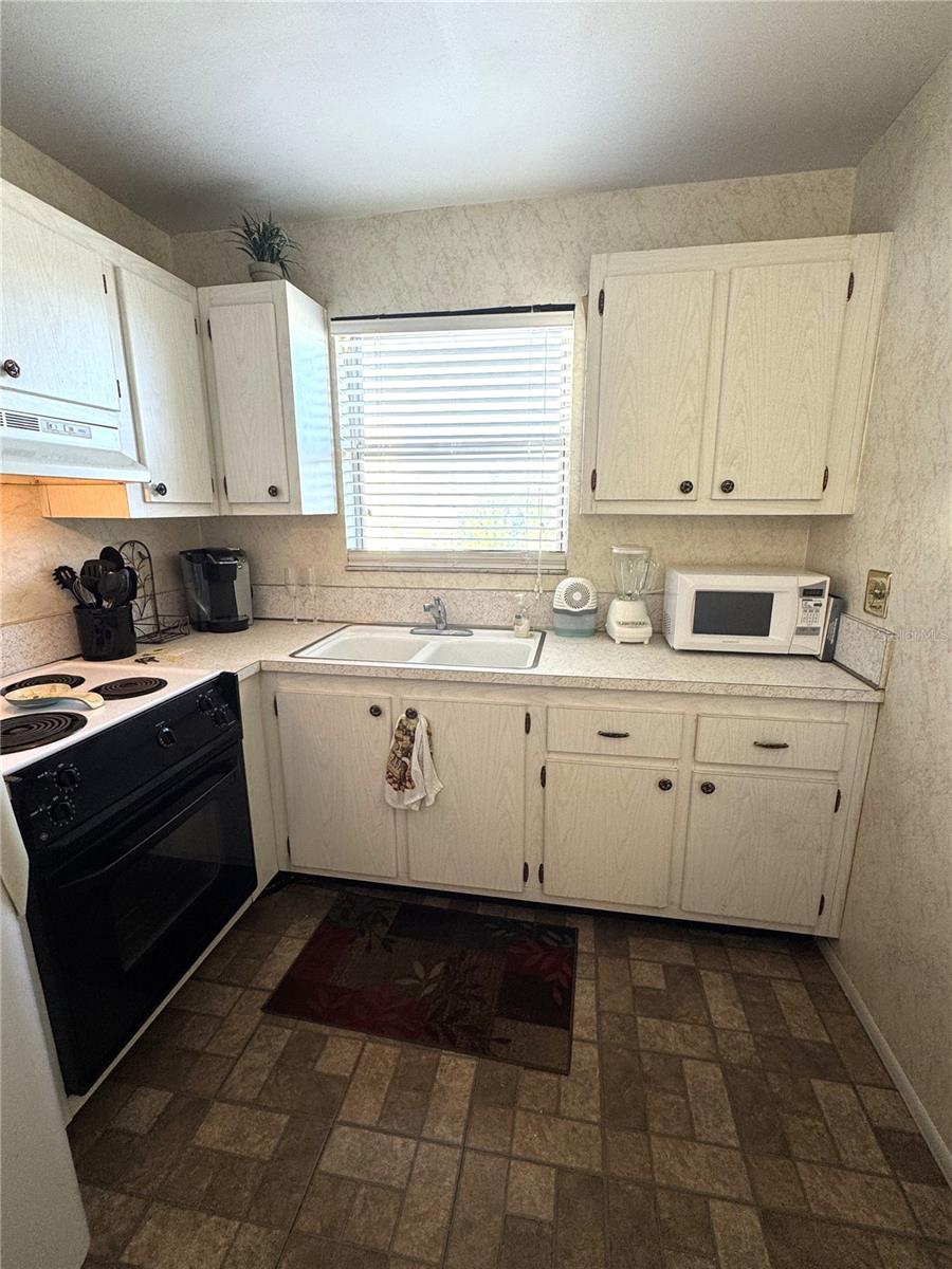 4480 Ironwood Cir #308a Property Photo 8