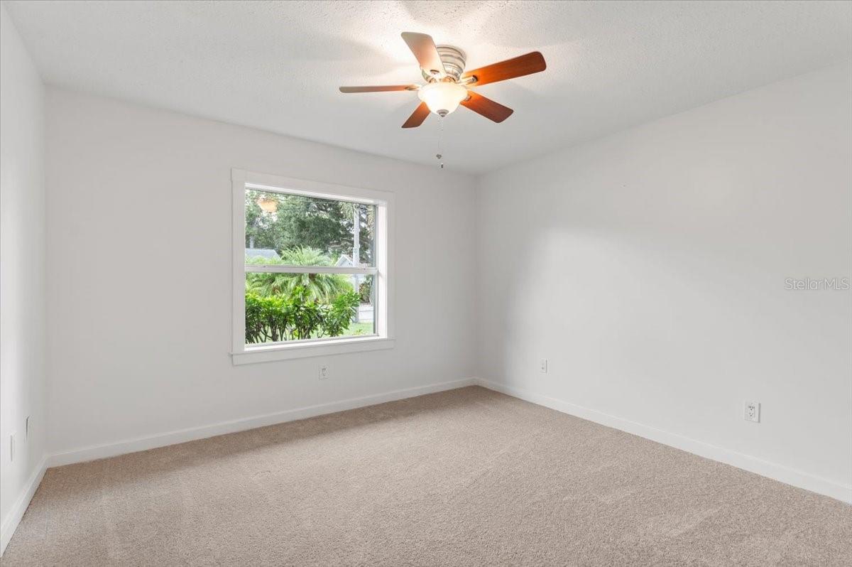 1560 Ingram Ave Property Photo 30