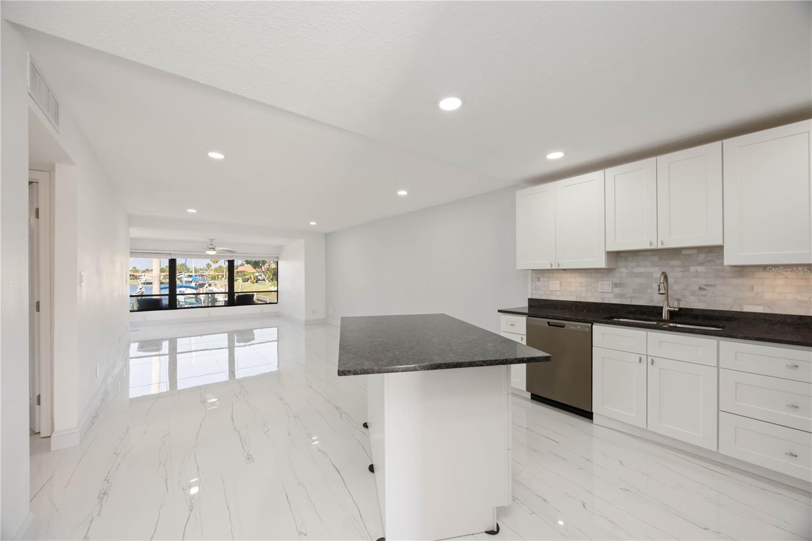 9608 Valencia Cv Property Photo 16