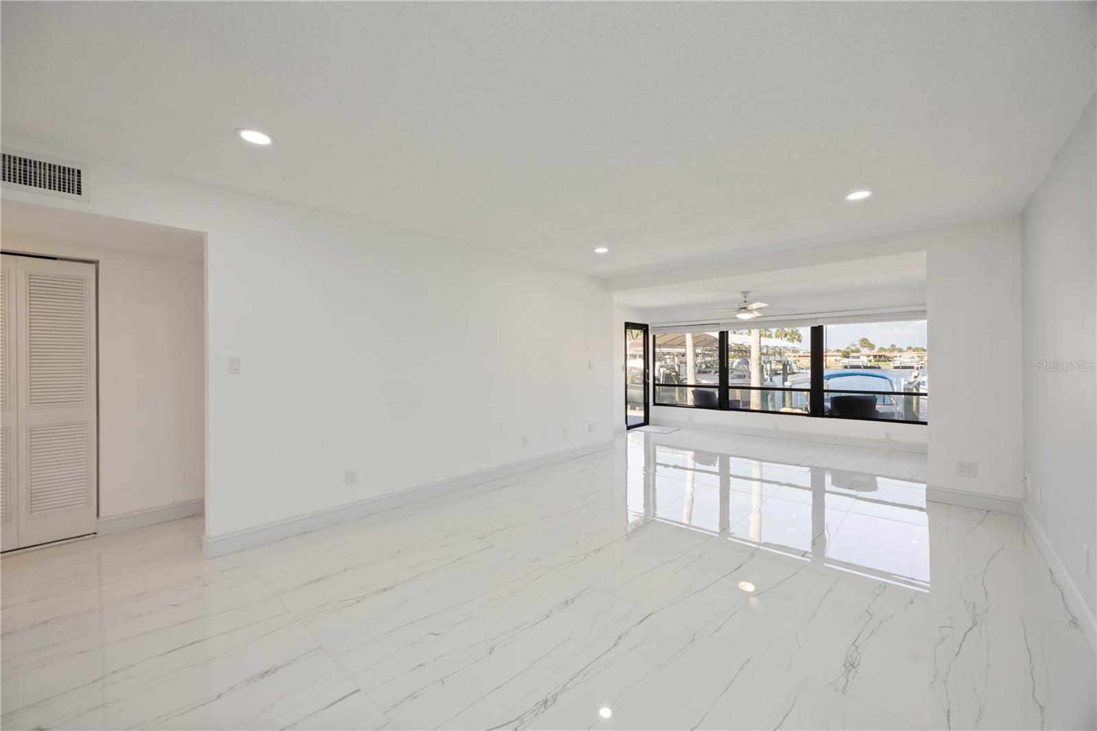 9608 Valencia Cv Property Photo 21