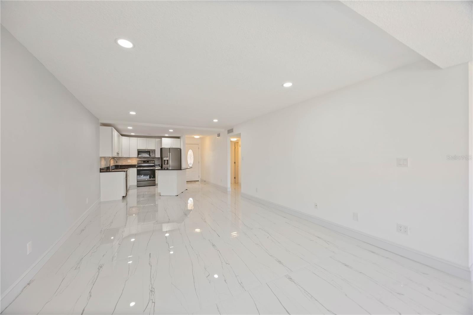 9608 Valencia Cv Property Photo 24