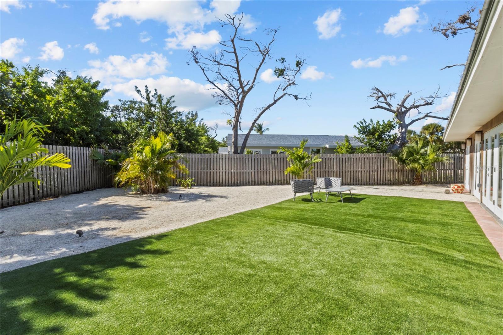 624 Saint Judes Dr Property Photo 34