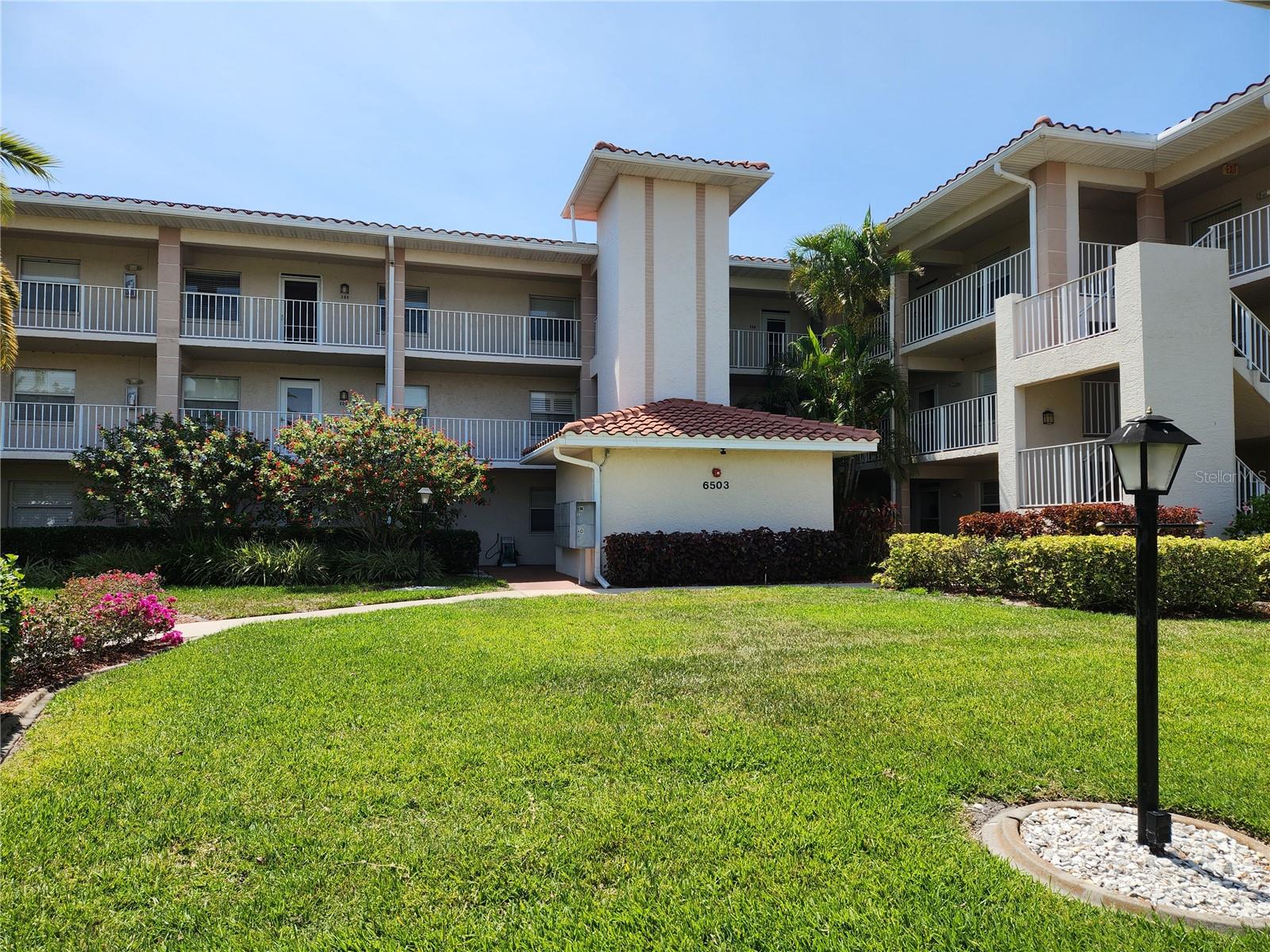 6505 Stone River Rd #304 Property Photo 1