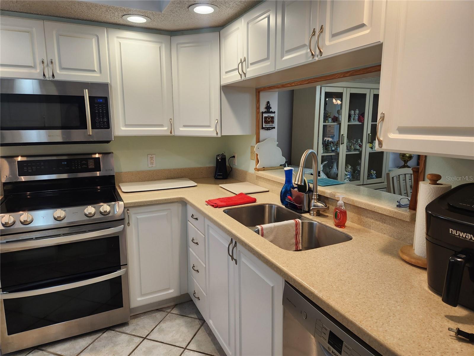 6505 Stone River Rd #304 Property Photo 6