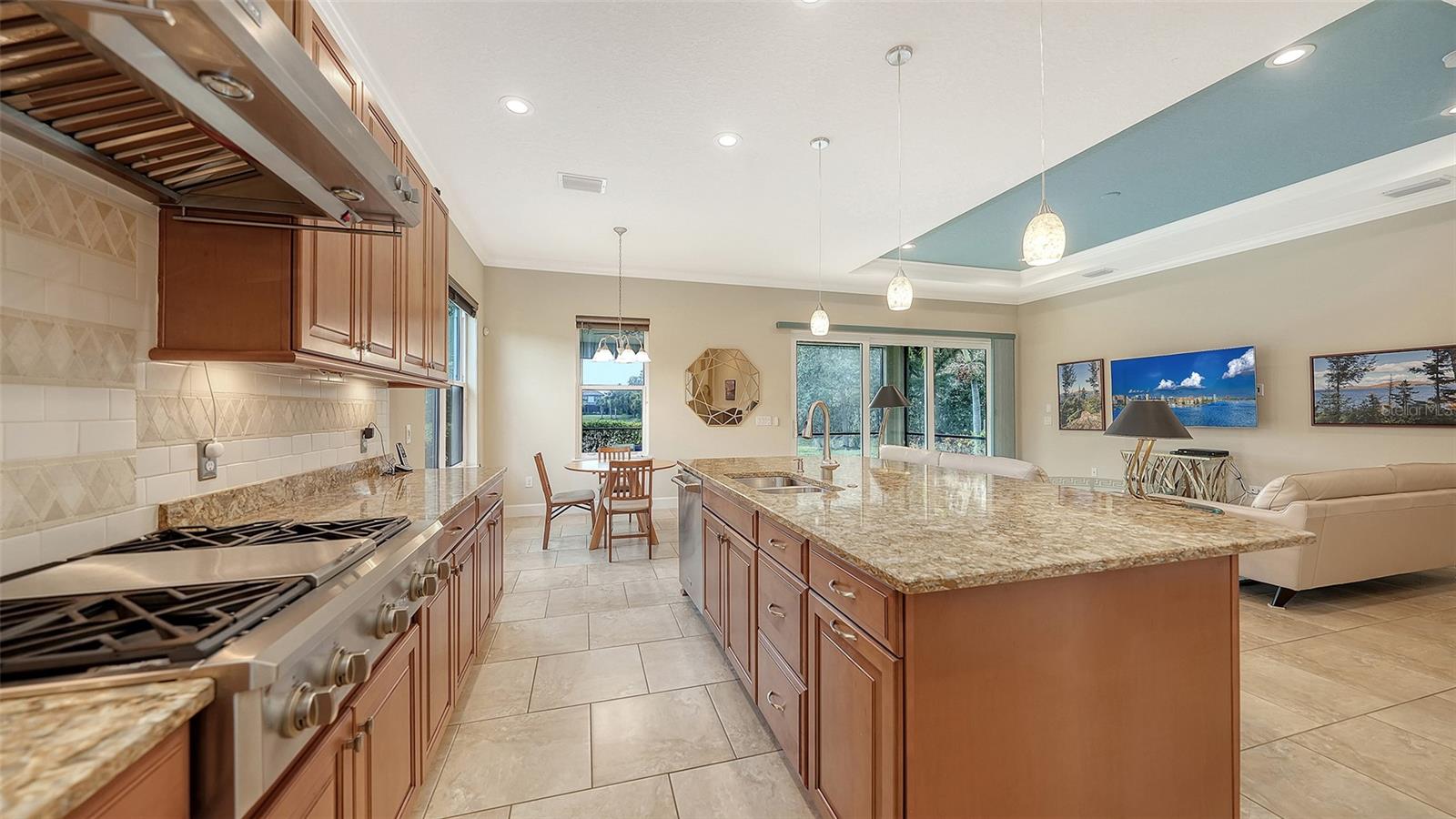 8101 Gabanna Dr Property Photo 16