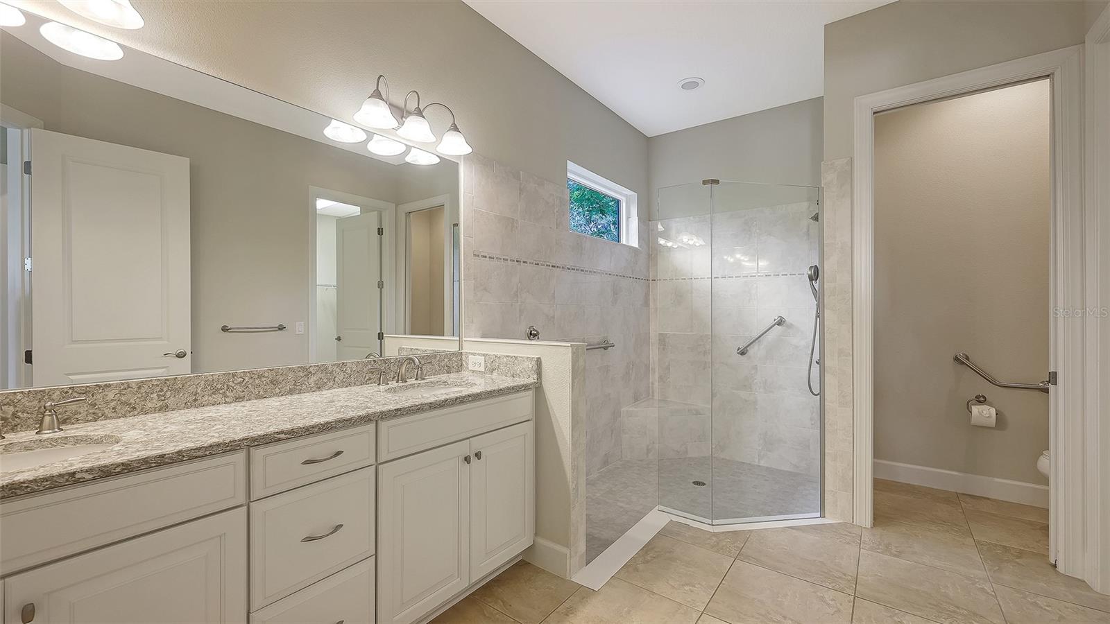 8101 Gabanna Dr Property Photo 25
