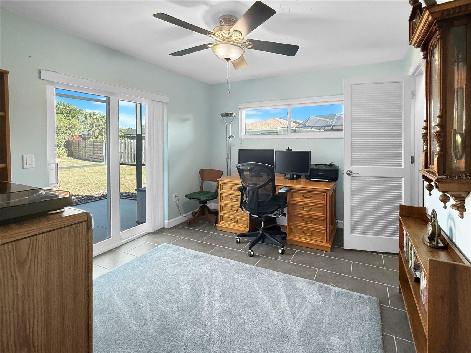 2042 Country Meadows Pl Property Photo 18