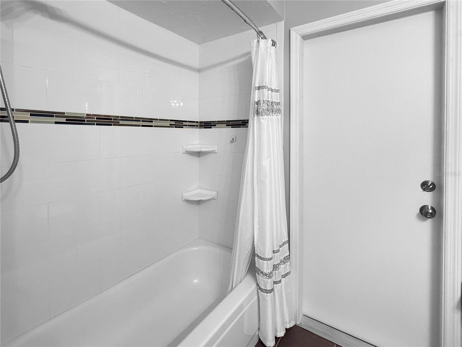 2042 Country Meadows Pl Property Photo 22