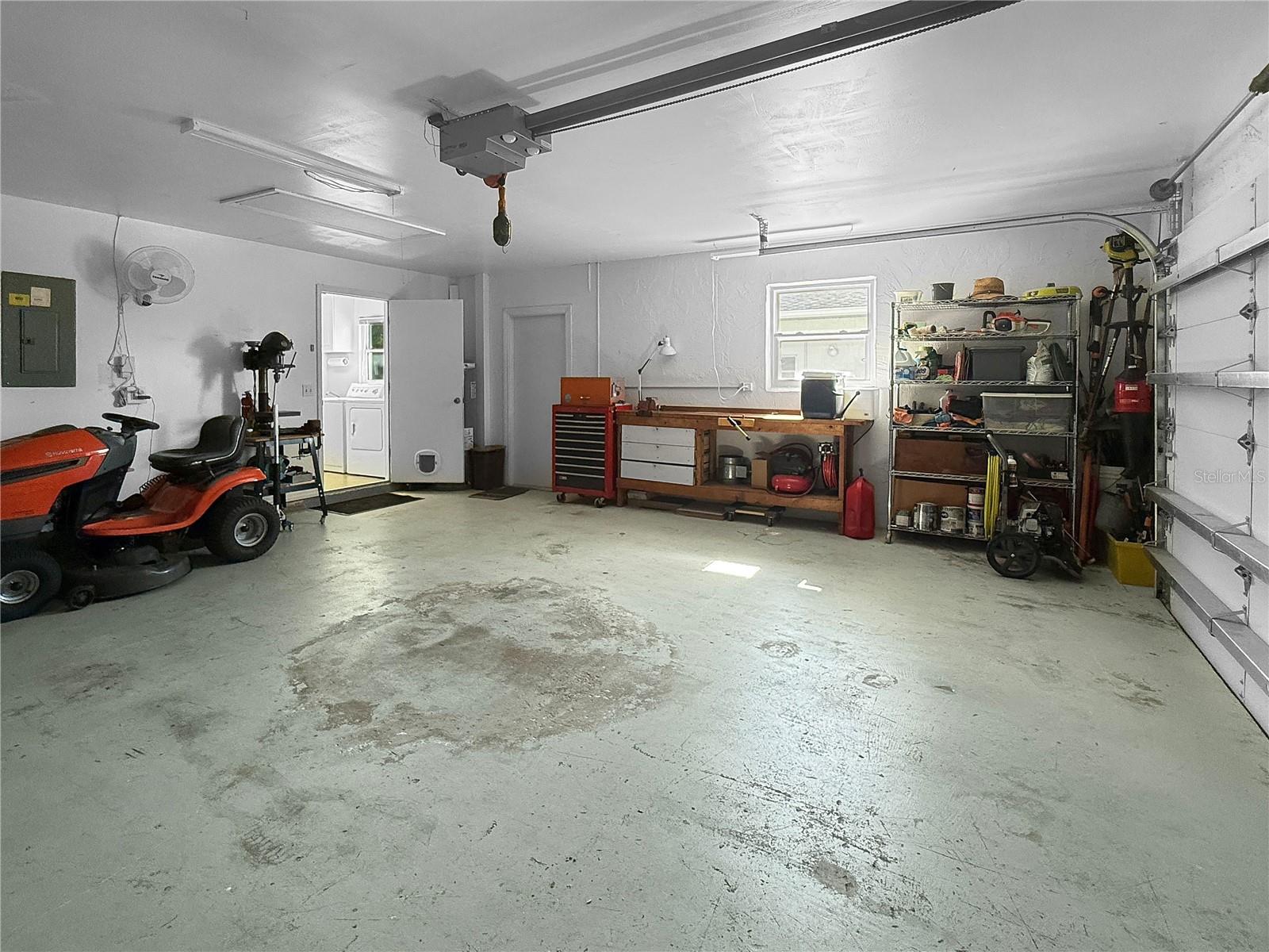 2042 Country Meadows Pl Property Photo 23