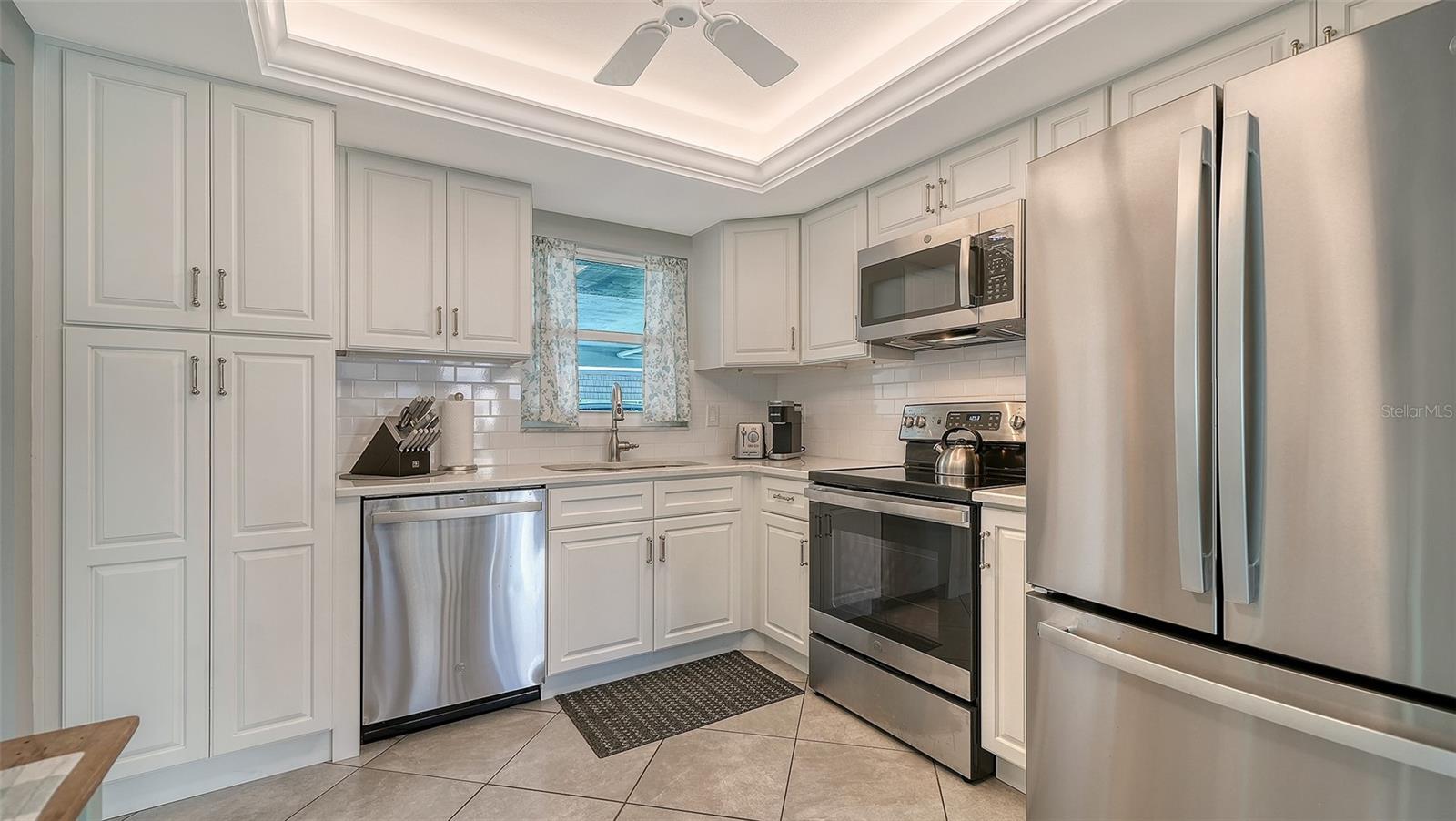 2657 Riverbluff Pkwy #v122 Property Photo 13