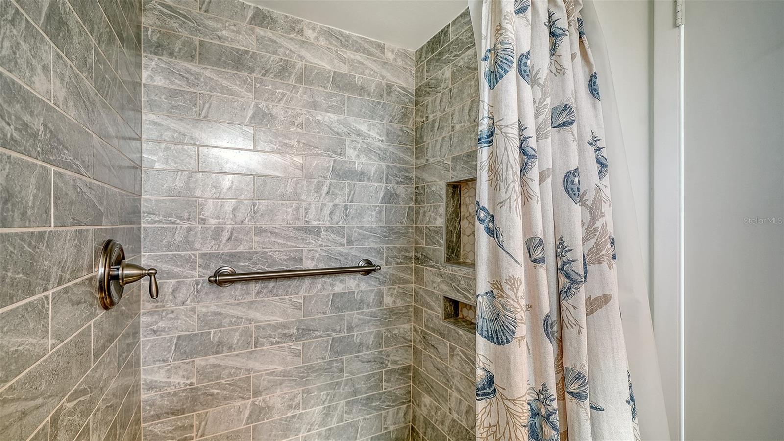 2657 Riverbluff Pkwy #v122 Property Photo 18