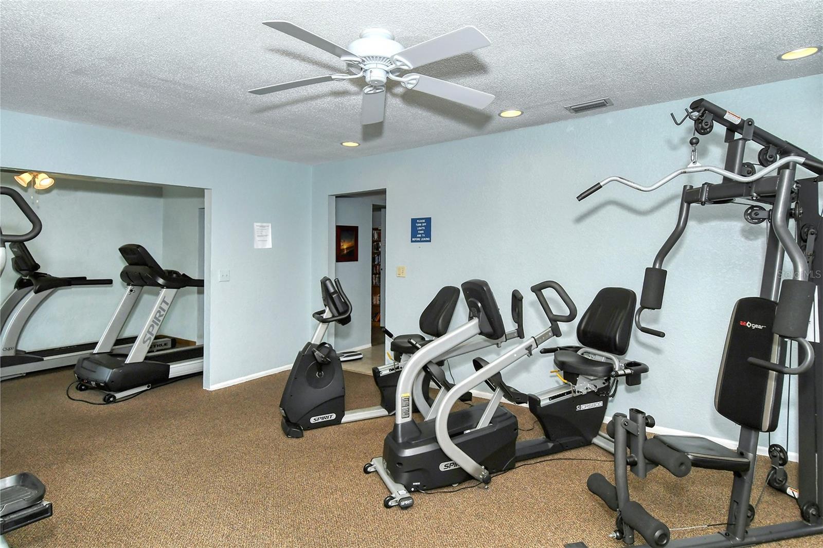 2657 Riverbluff Pkwy #v122 Property Photo 36