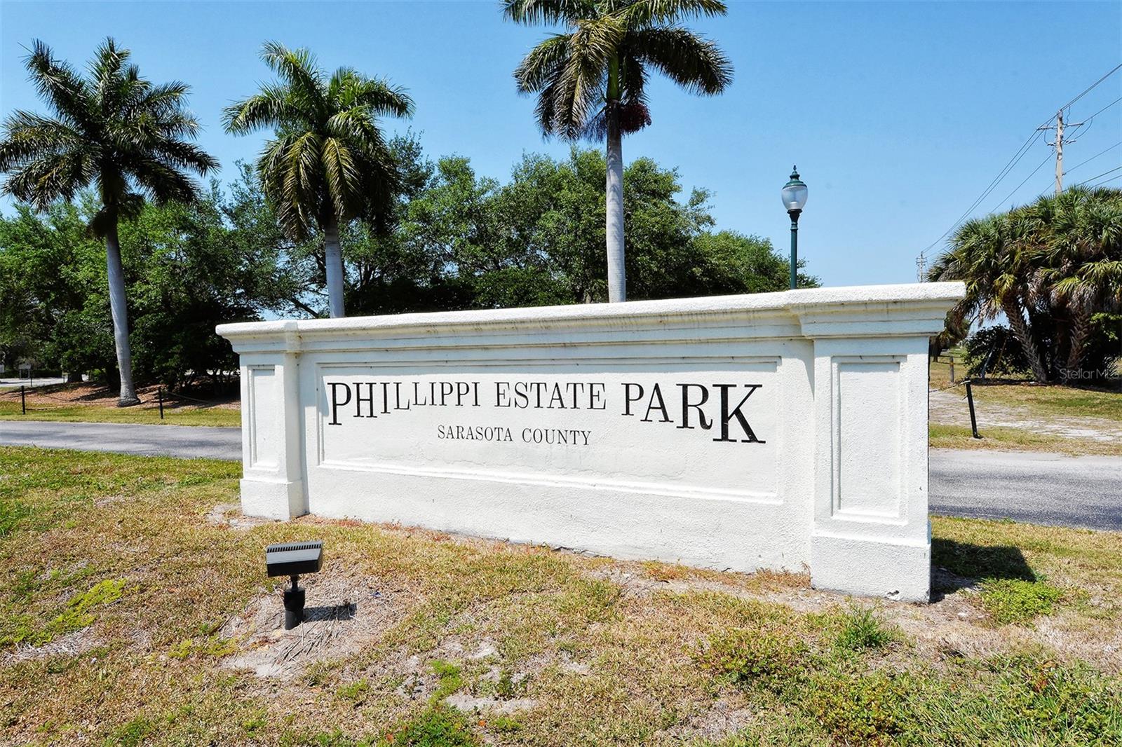2657 Riverbluff Pkwy #v122 Property Photo 40