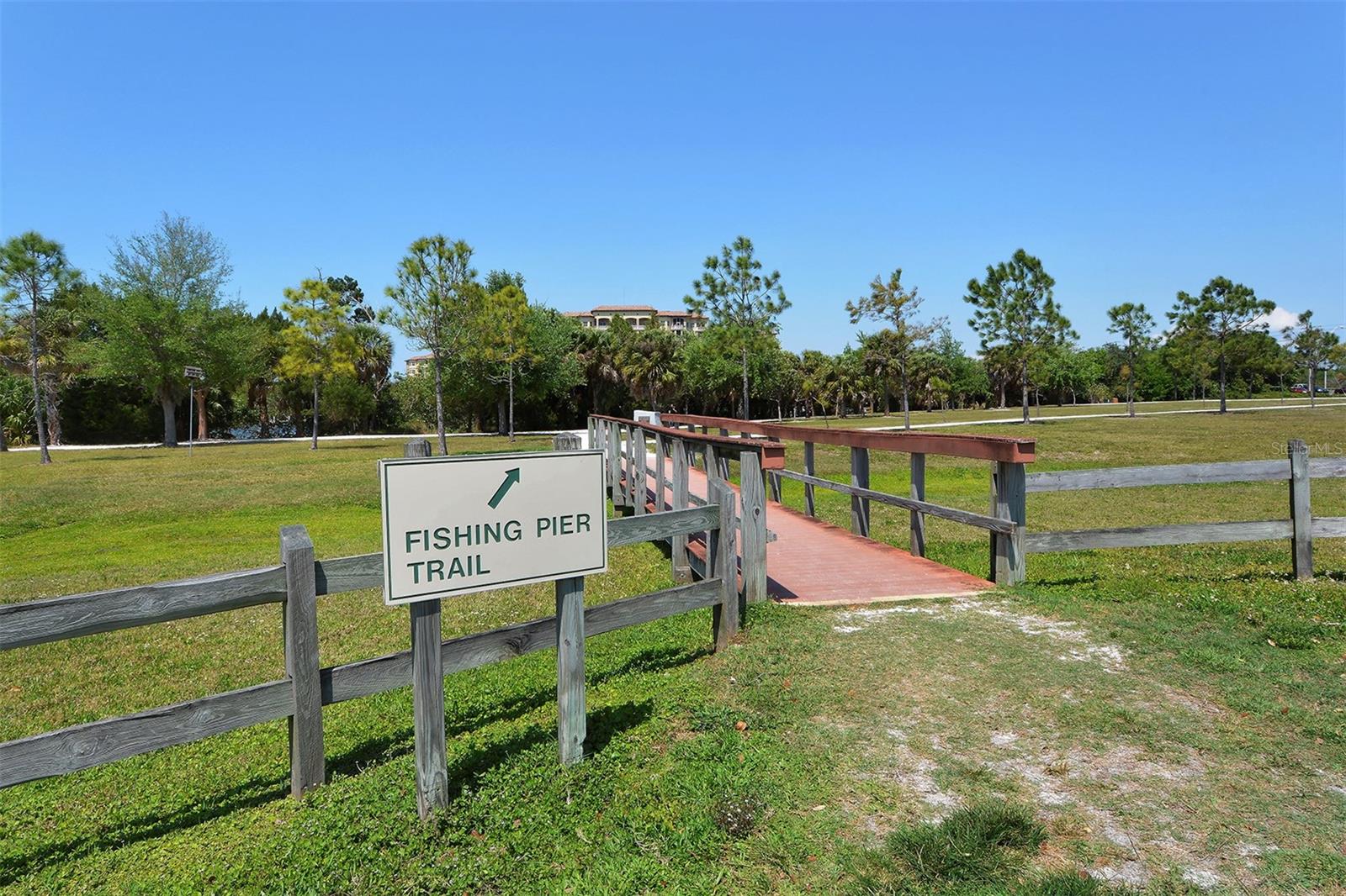 2657 Riverbluff Pkwy #v122 Property Photo 45