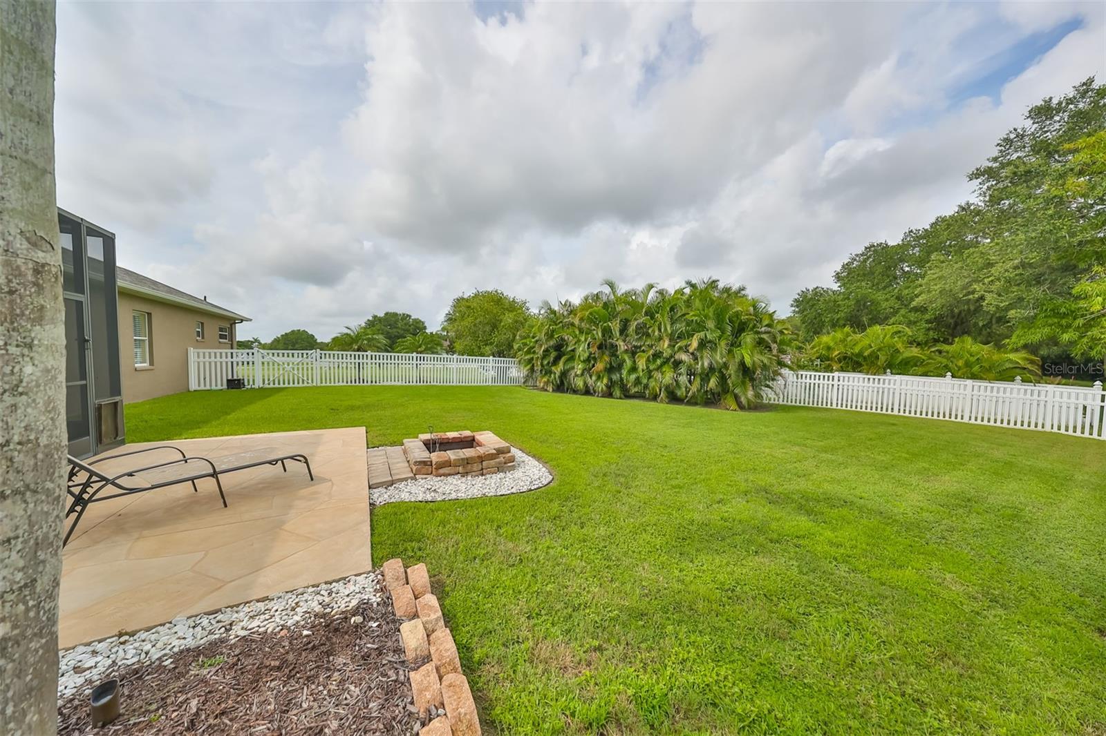 17706 Bridlewood Ct Property Photo 29