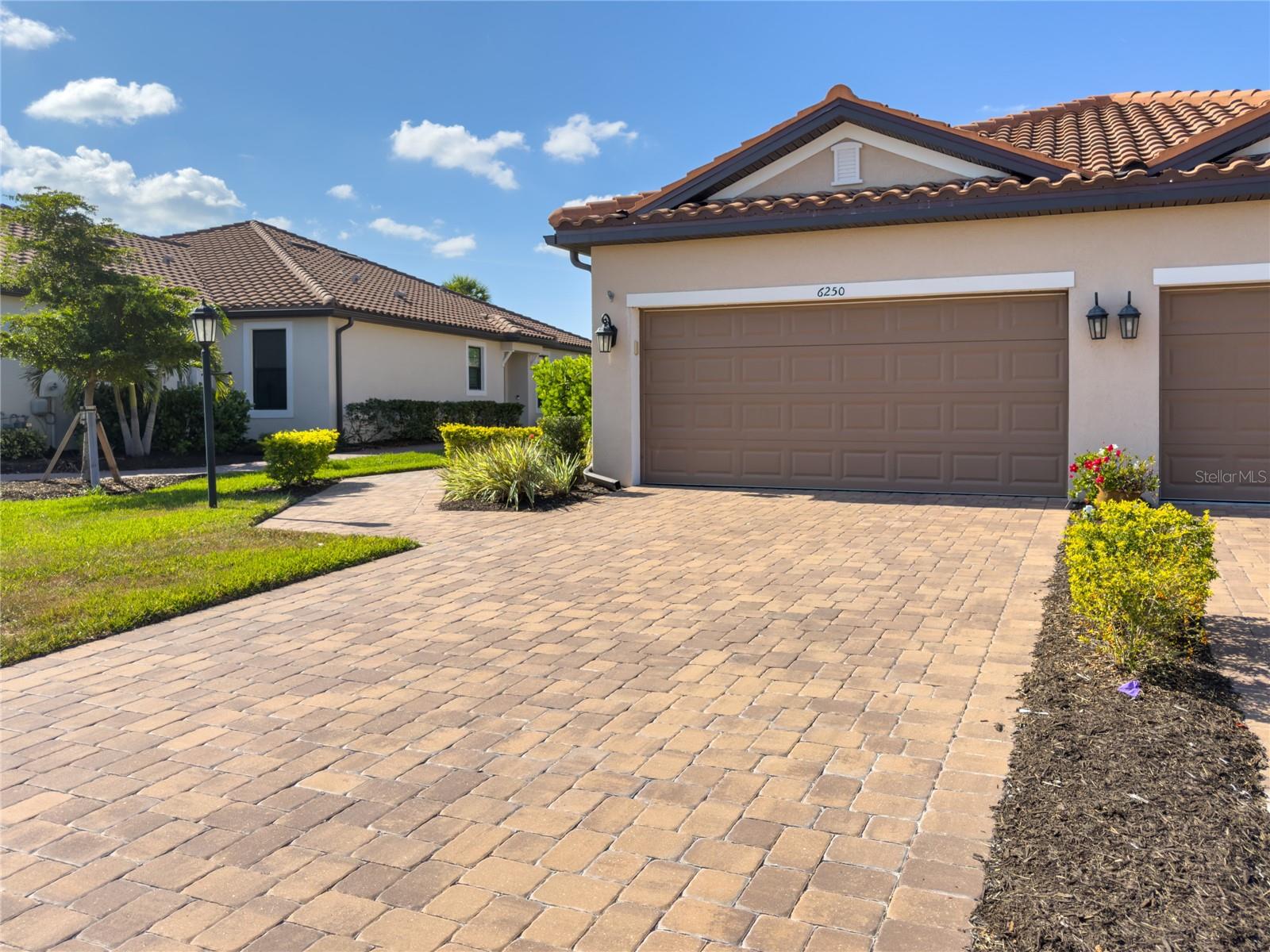 6250 PLATEAU CT