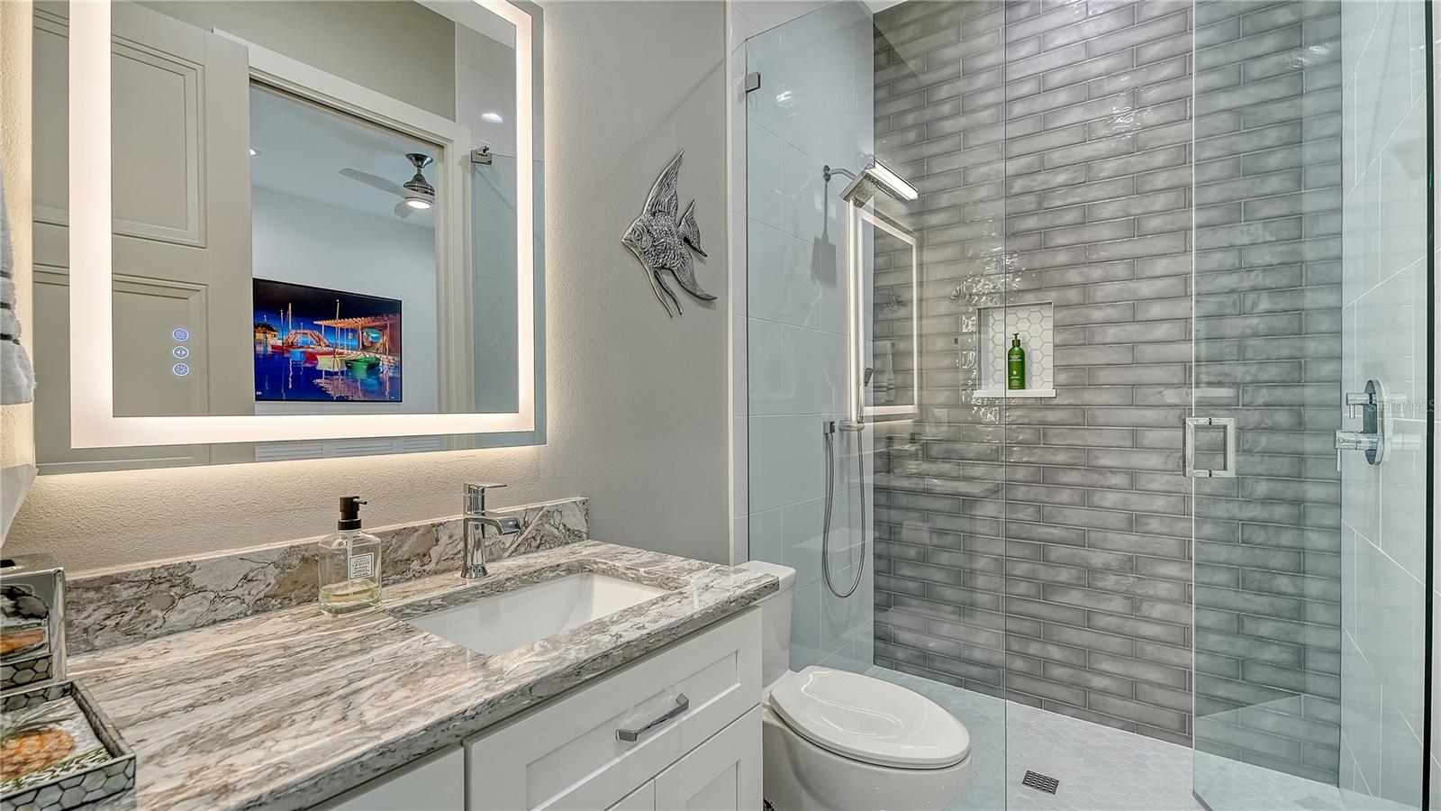 1659 Devonshire Ln Property Photo 37
