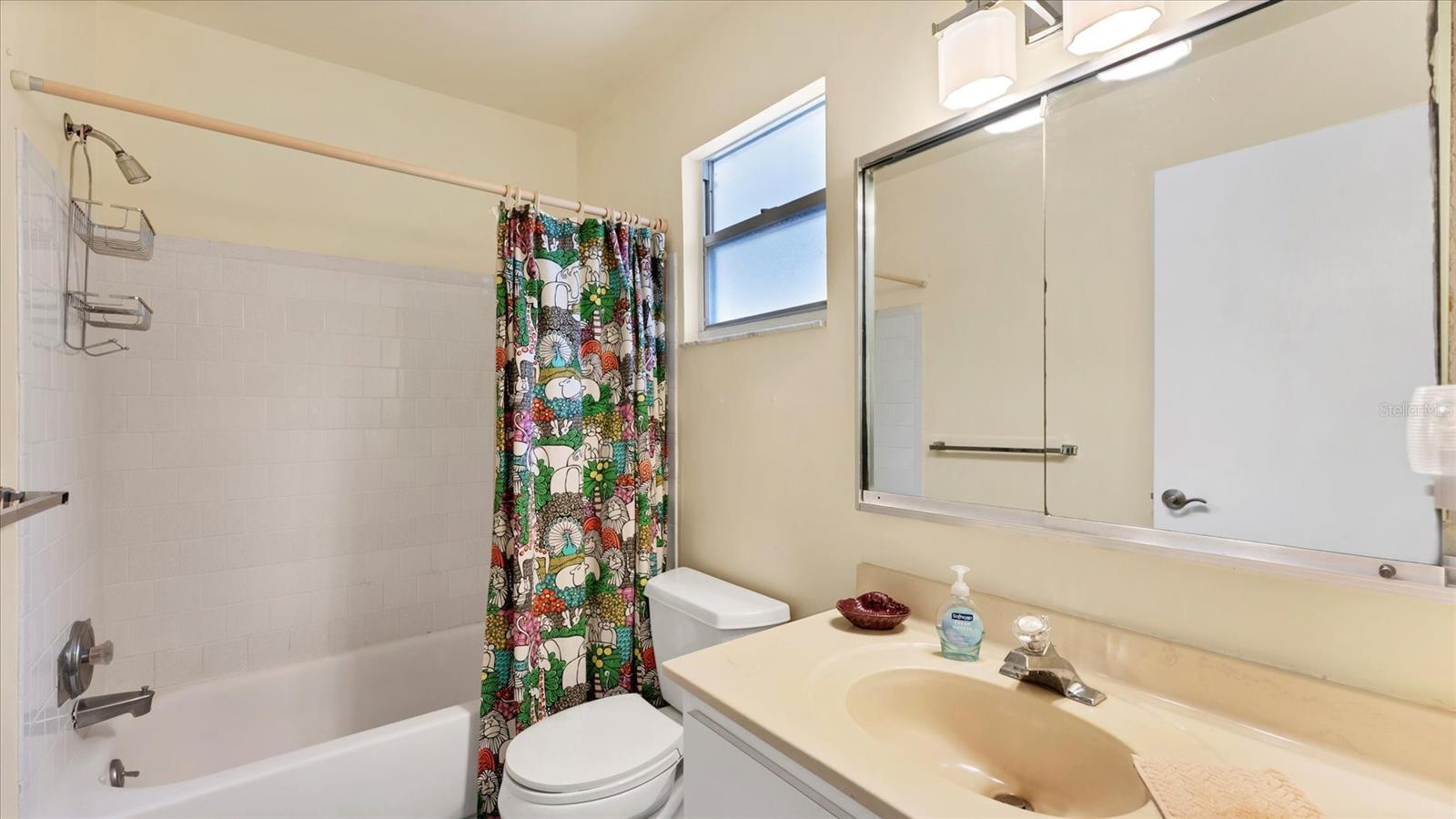 3823 Glen Oaks Dr E #83 Property Photo 23