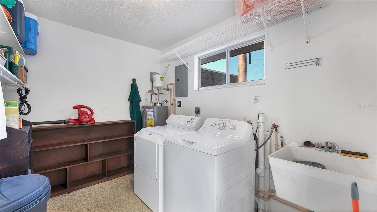 3823 Glen Oaks Dr E #83 Property Photo 24