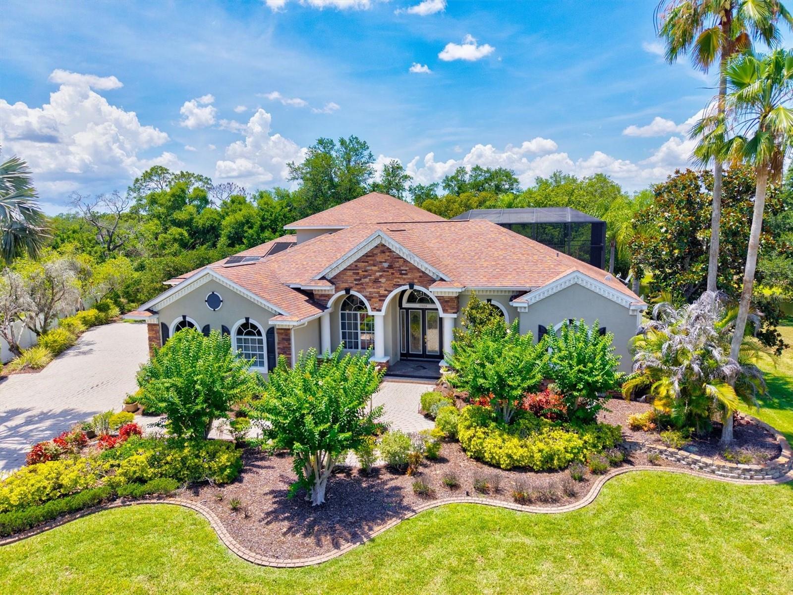 13609 18th Pl E Property Photo 4
