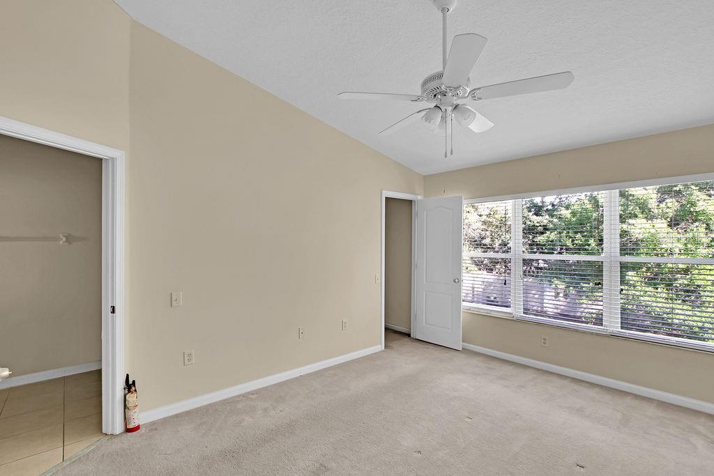 7155 83rd Dr E Property Photo 11
