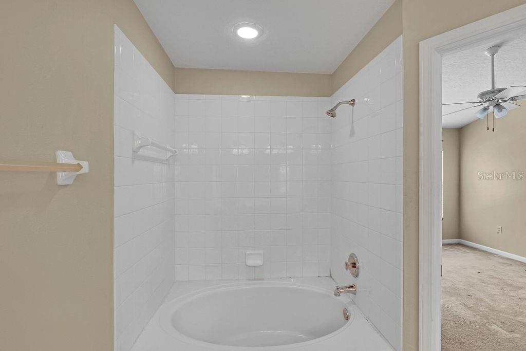 7155 83rd Dr E Property Photo 13