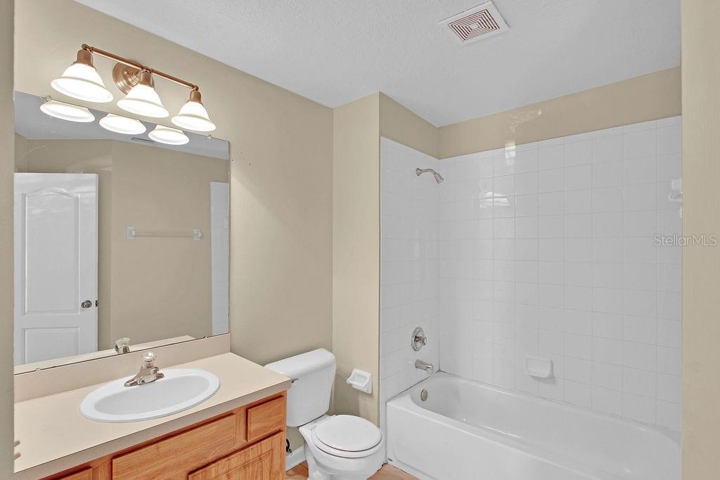 7155 83rd Dr E Property Photo 14