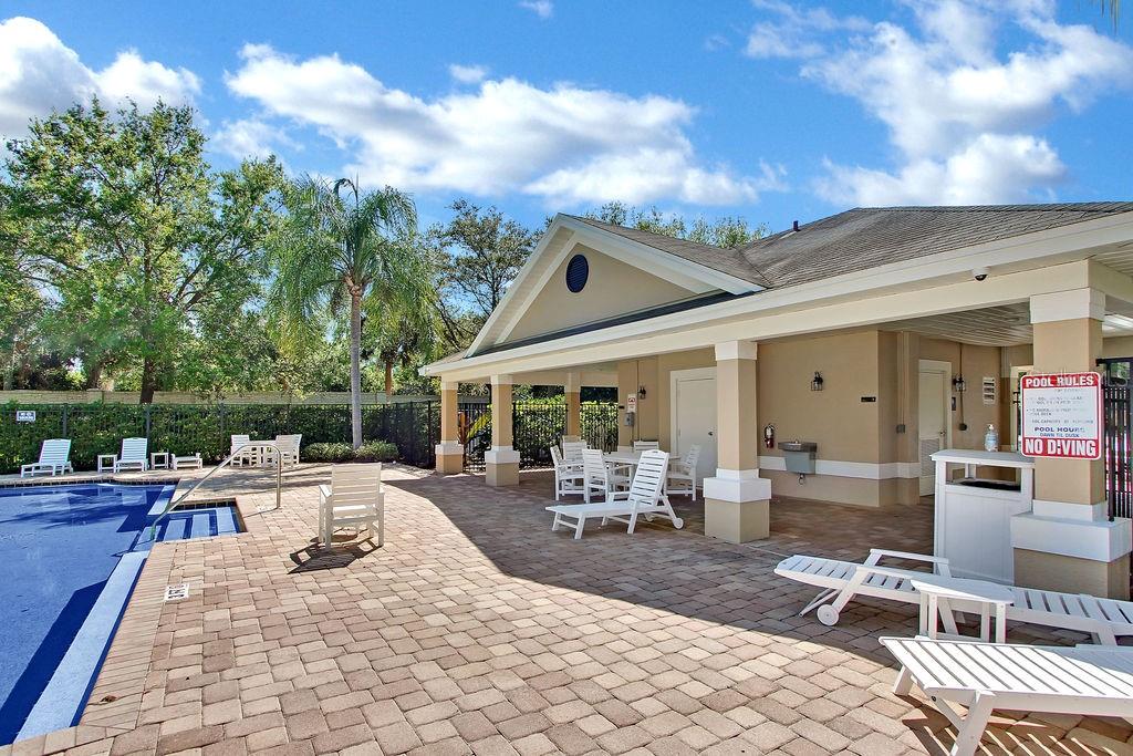 7155 83rd Dr E Property Photo 18