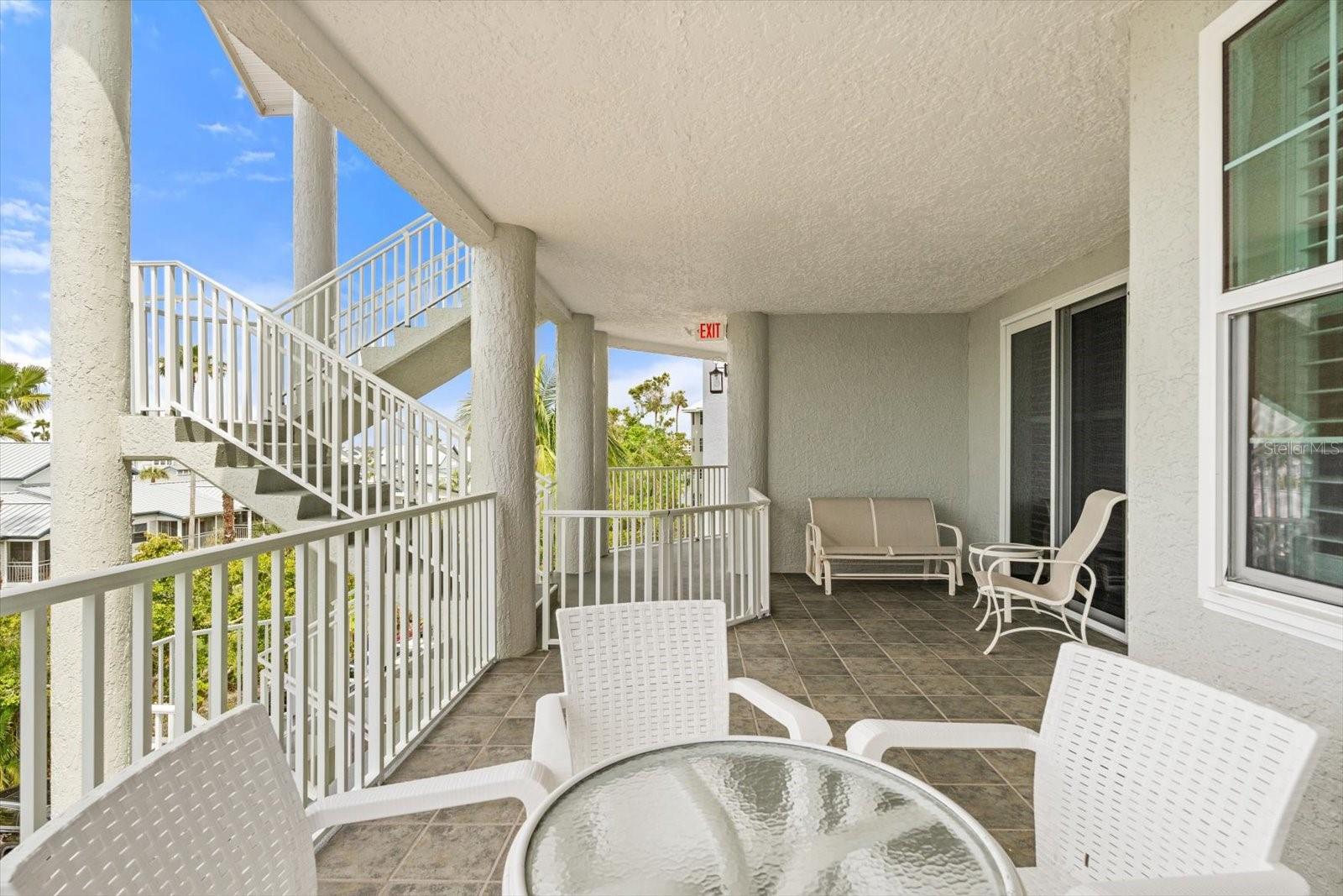 1260 Dolphin Bay Way #404 Property Photo 4