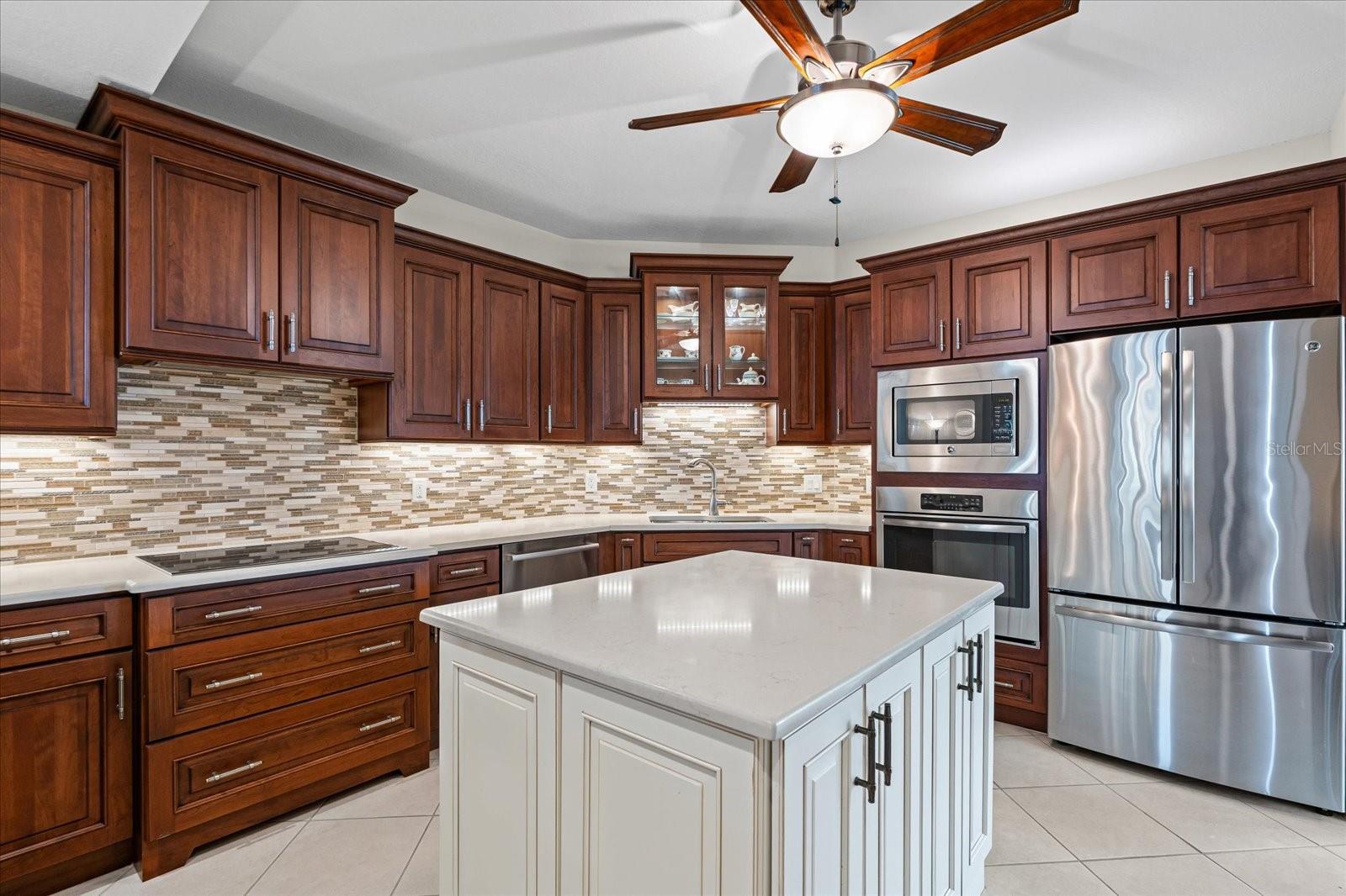 1260 Dolphin Bay Way #404 Property Photo 7