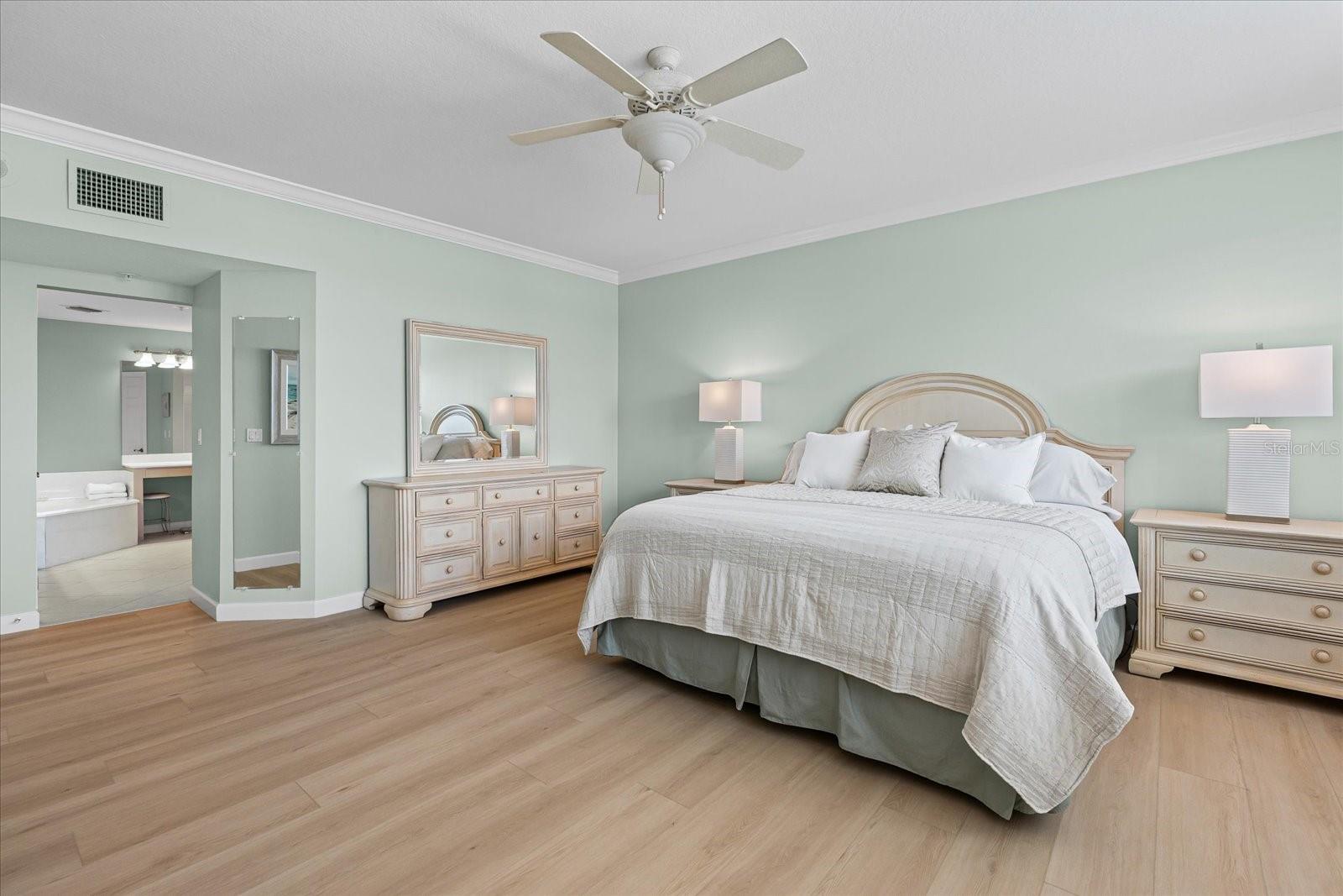 1260 Dolphin Bay Way #404 Property Photo 30