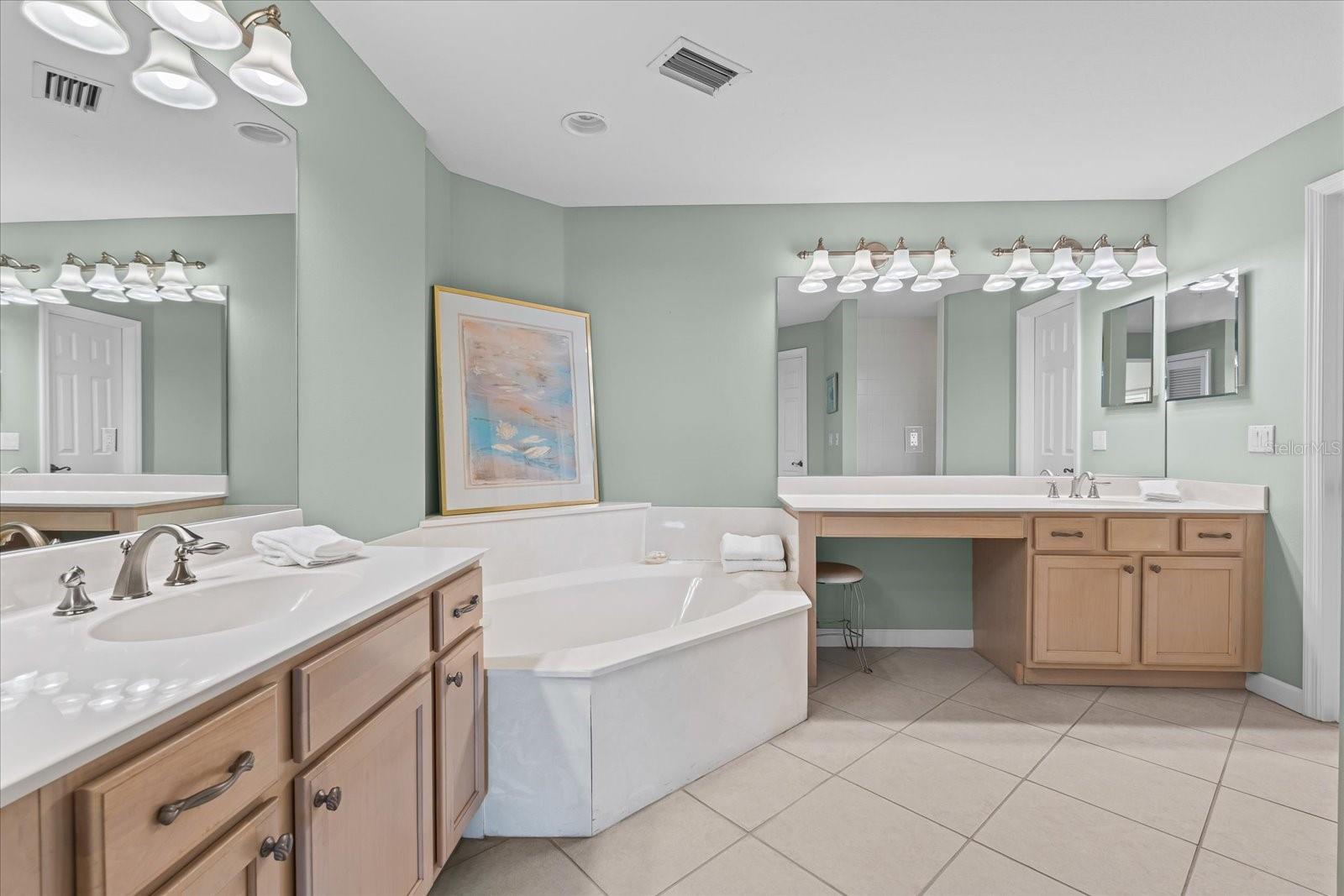 1260 Dolphin Bay Way #404 Property Photo 31