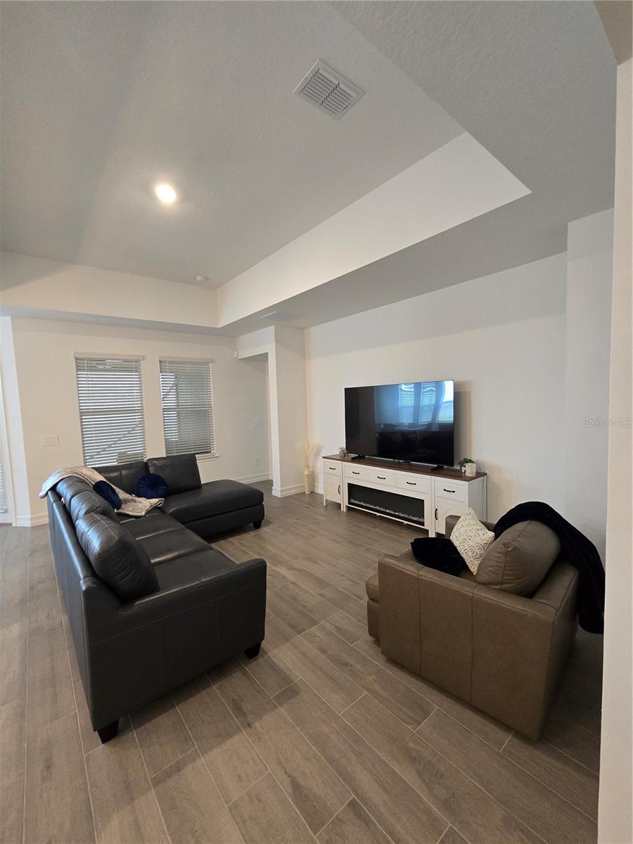 7518 117th Ln E Property Photo 10