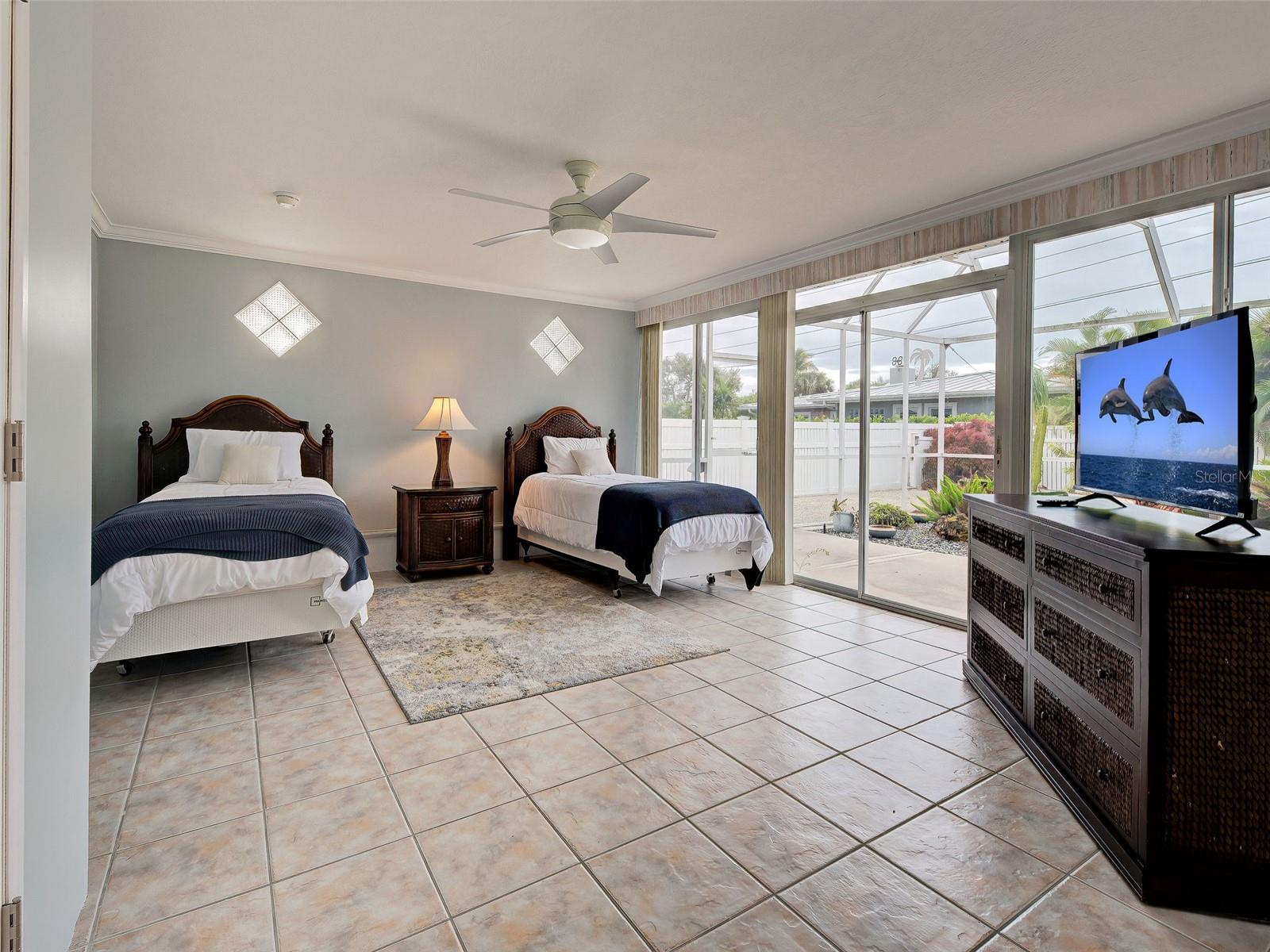 325 Fiesole St Property Photo 14