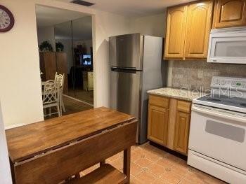 3124 Lake Bayshore Dr #219 Property Photo 12