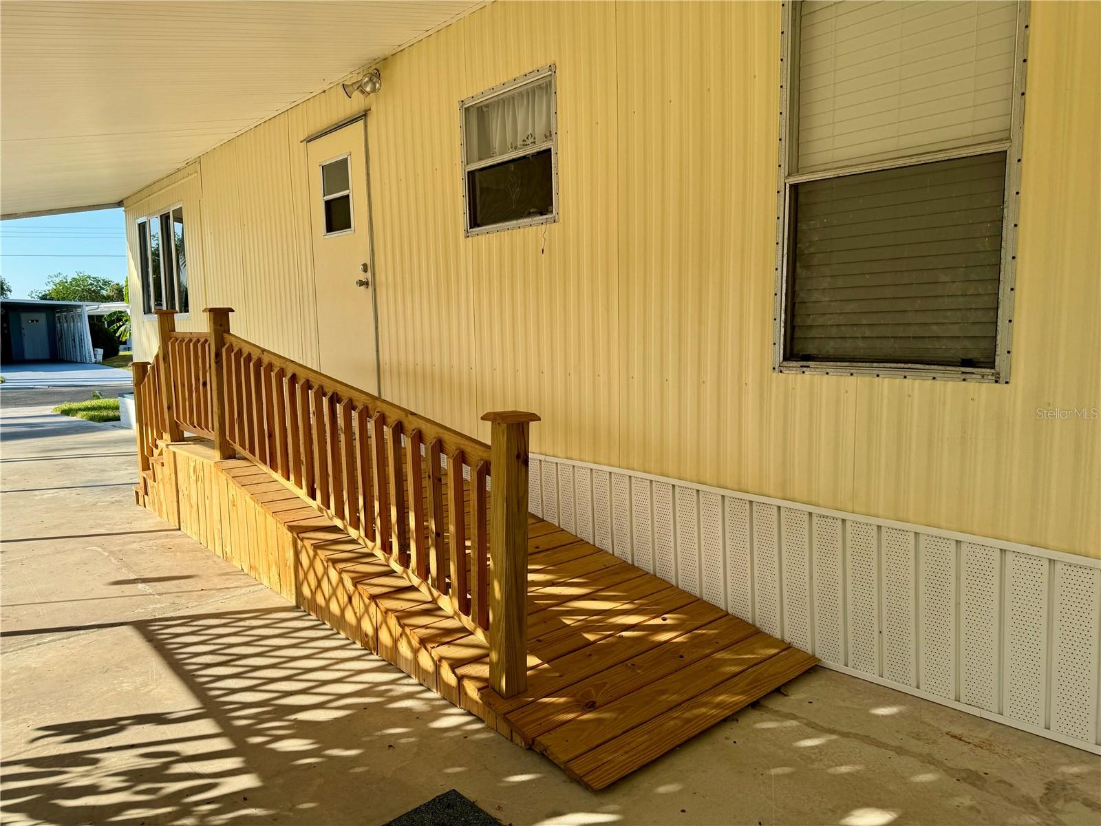 340 Peace Mnr Property Photo 33