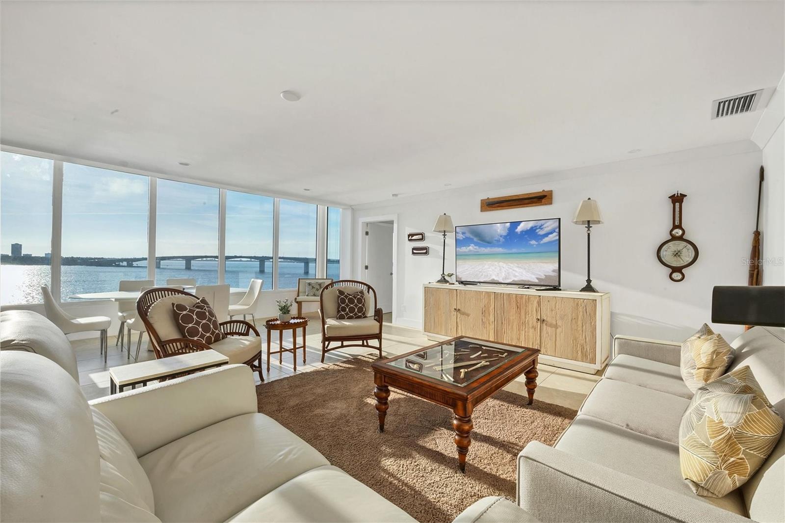 350 Golden Gate Pt #62 Property Photo 6