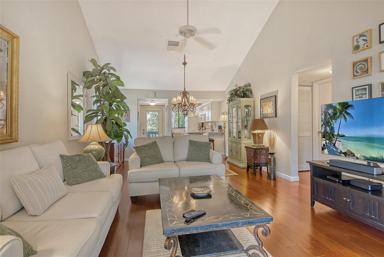 1720 Glenhouse Dr #gl430 Property Photo 9