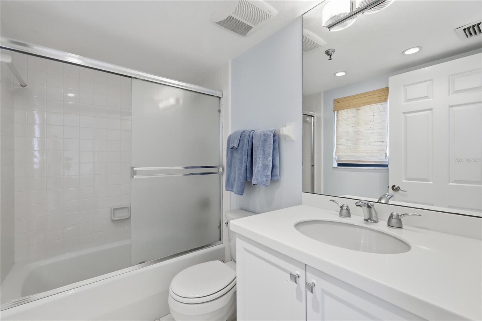 1425 Gulf Of Mexico Dr #408 Property Photo 11
