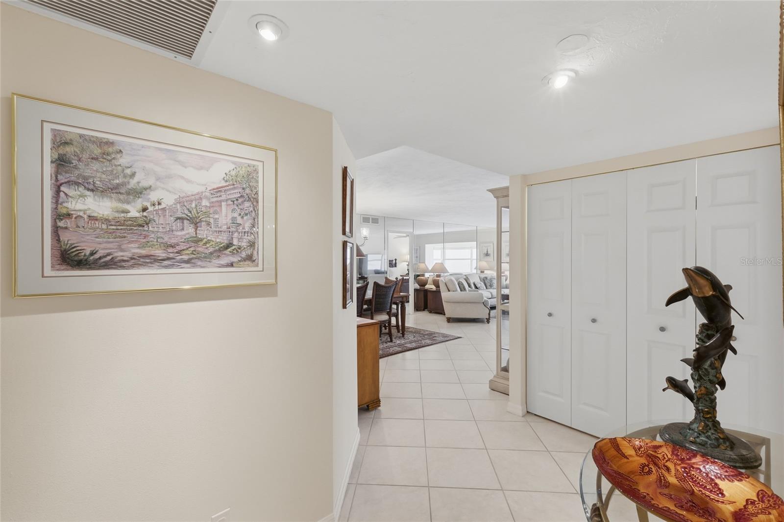 1750 Benjamin Franklin Dr #9b Property Photo 6