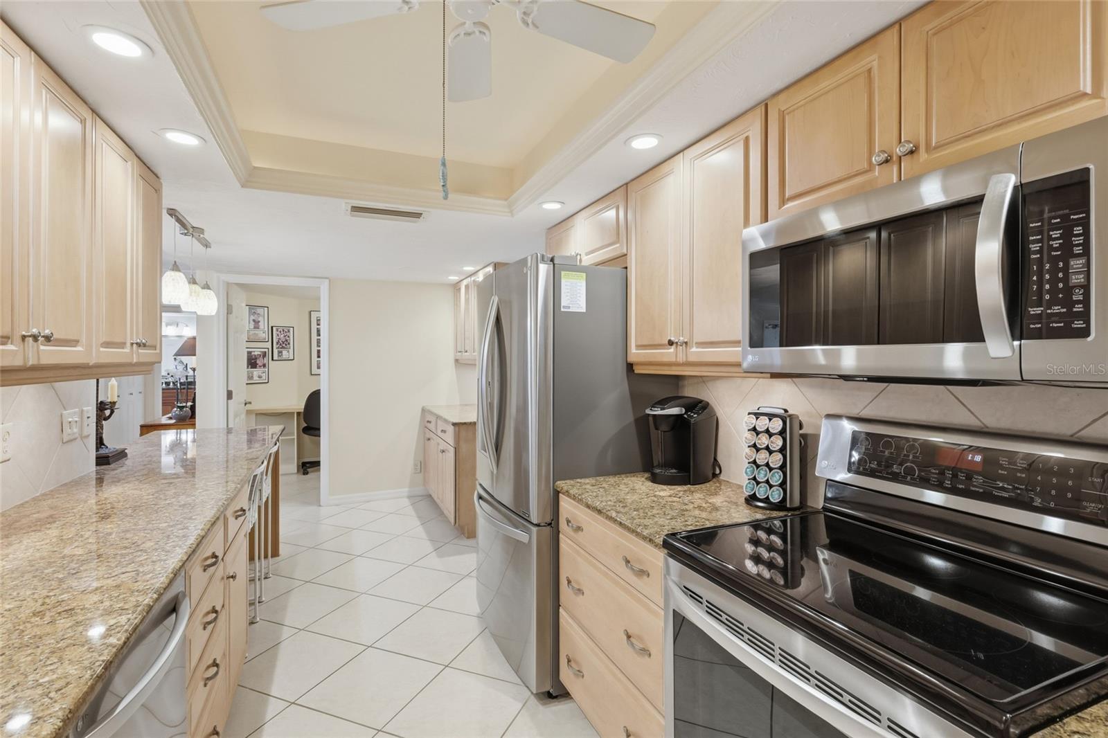 1750 Benjamin Franklin Dr #9b Property Photo 12