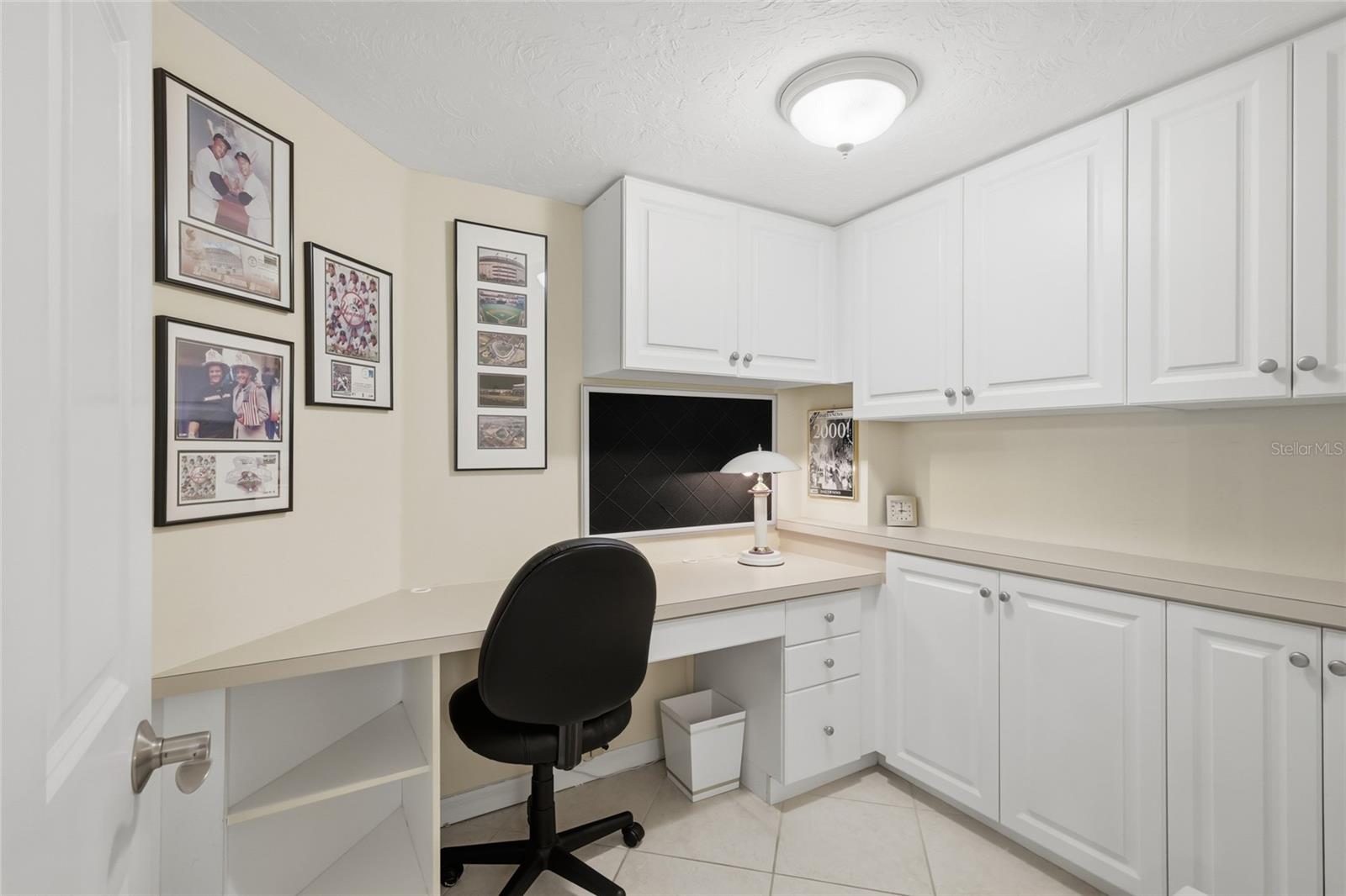 1750 Benjamin Franklin Dr #9b Property Photo 13