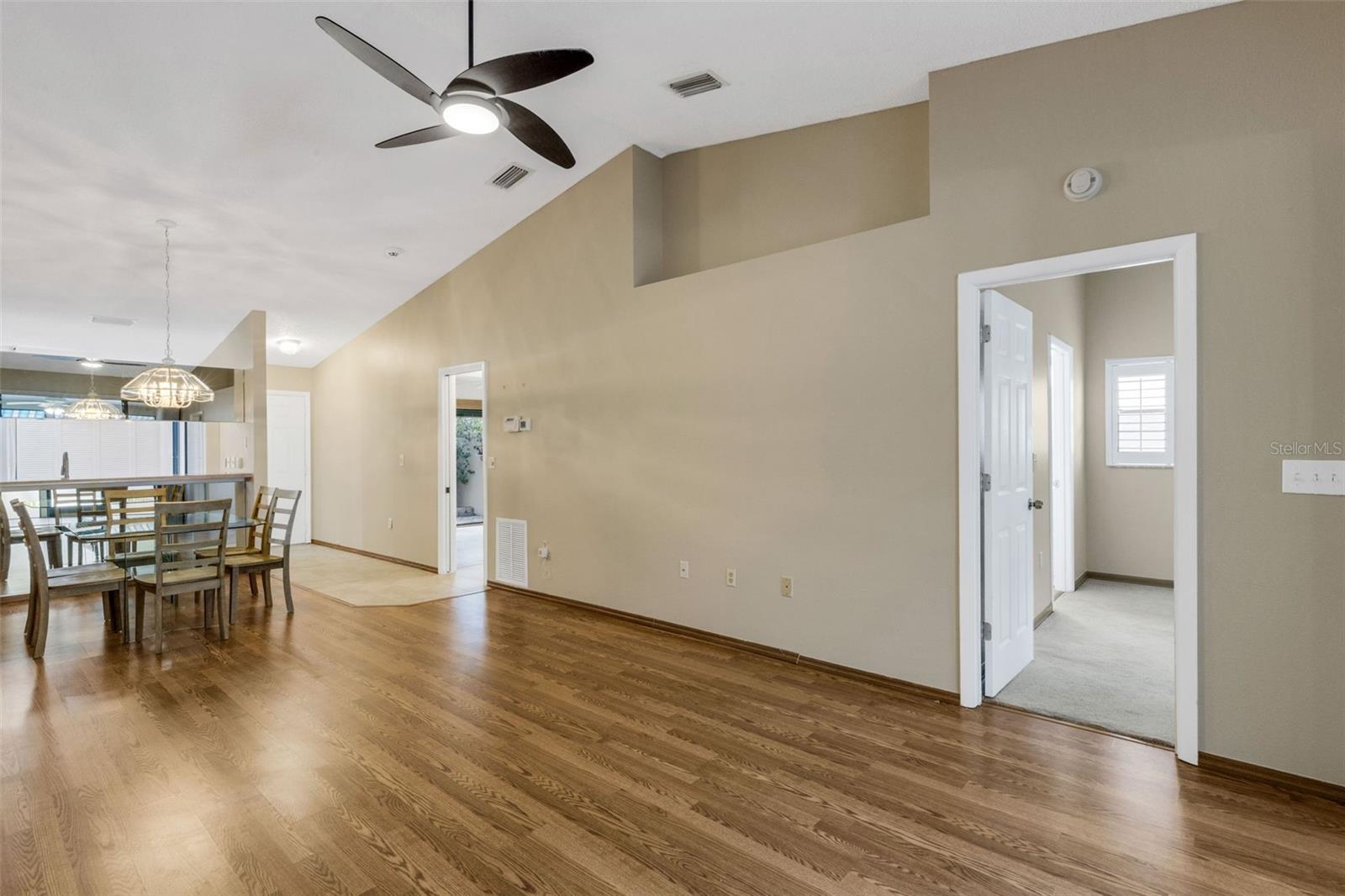 3441 Beekman Pl #40 Property Photo 21
