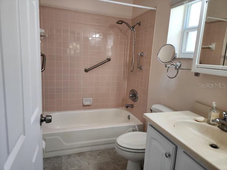 3441 Beekman Pl #40 Property Photo 43
