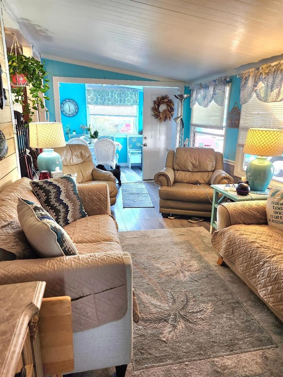 6619 New Jersey St Property Photo 7
