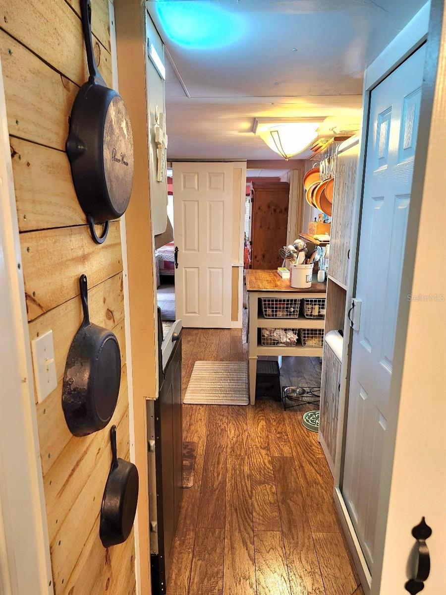6619 New Jersey St Property Photo 14