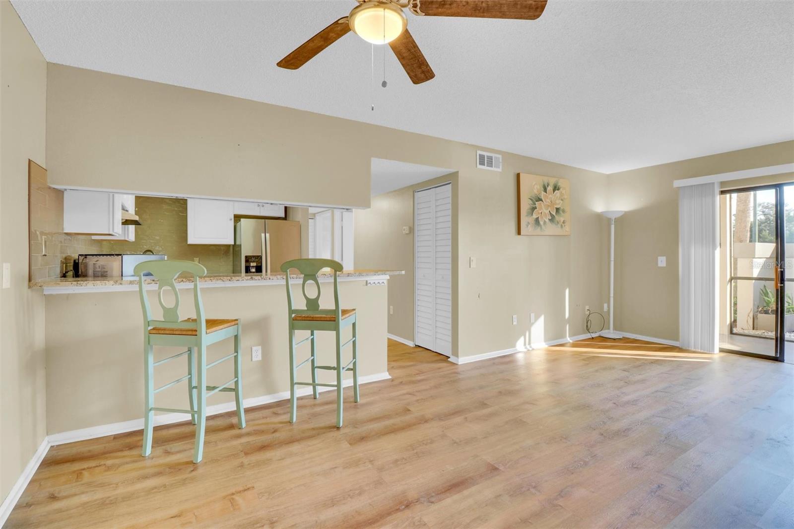 1515 Forrest Nelson Blvd #n104 Property Photo 18
